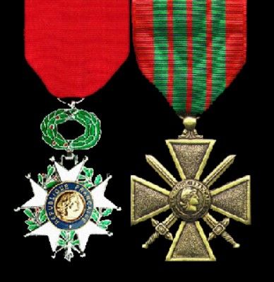 Lucien Foissac - medailles - Legion d'Honneur en Croix de Guerre