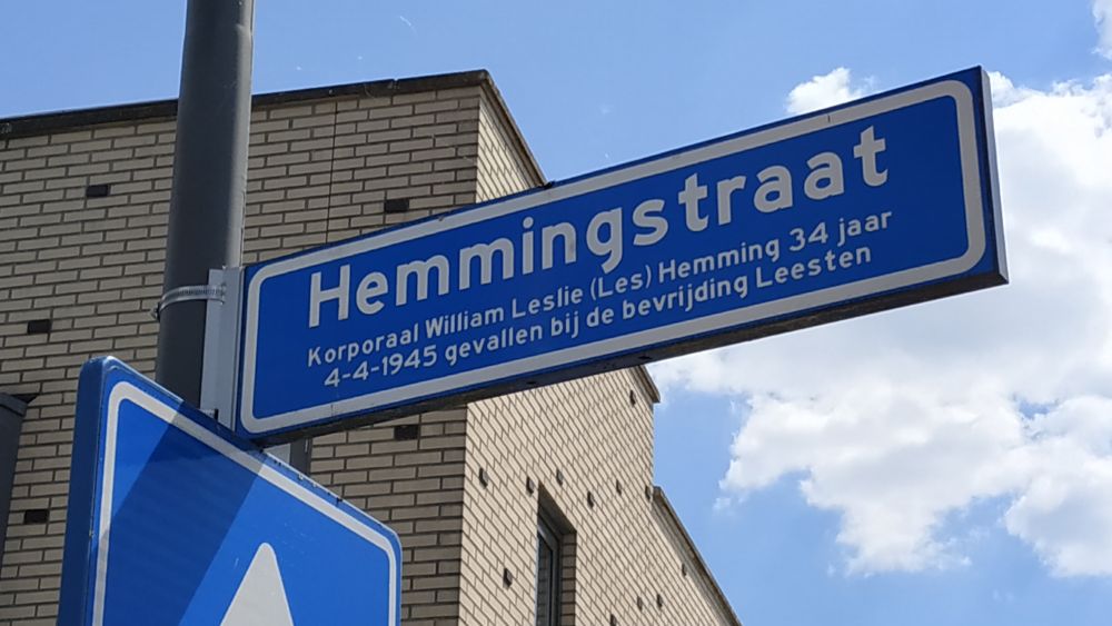 Straatnaambord - Street Sign Leesten (foto: Harm Kuijper)