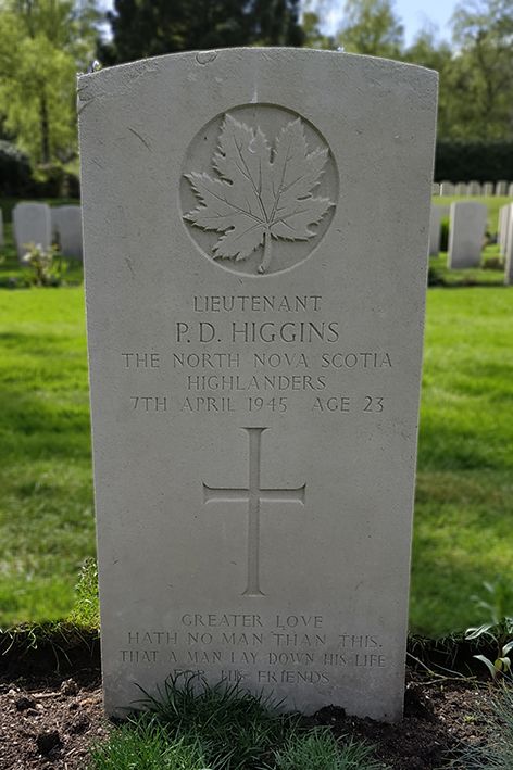 Higgins, Percy Dexter: Grafsteen - Headstone - Canadian War Cemetery Holten  (foto: Harm Kuijper)