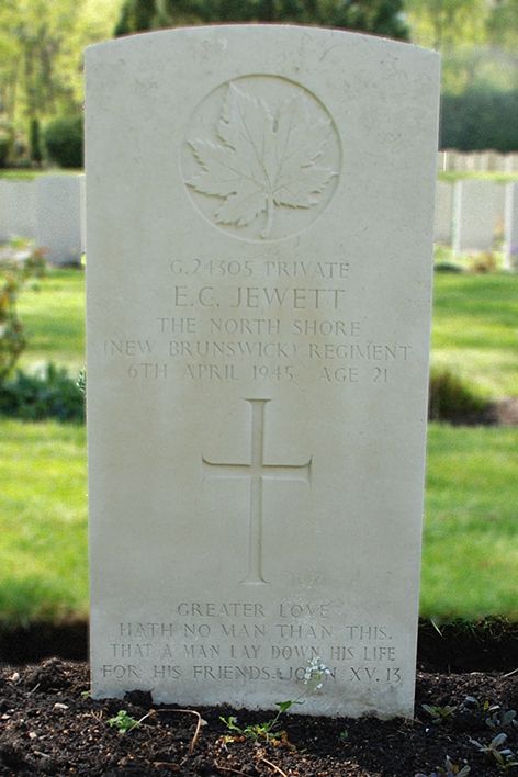 Jewett, Edward Carl_Grafsteen – Headstone - Canadian War Cemetery Holten (foto: Harm Kuijper)