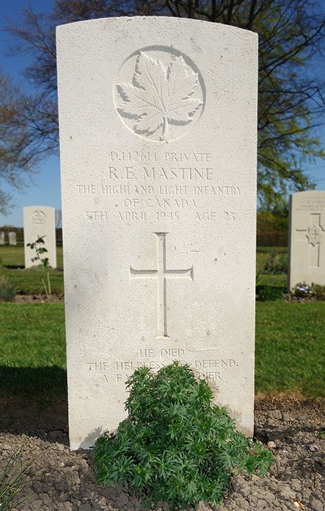 Mastine, Ronald Edward - Grafsteen – Headstone - Canadian War Cemetery Groesbeek (foto: Harm Kuijper)