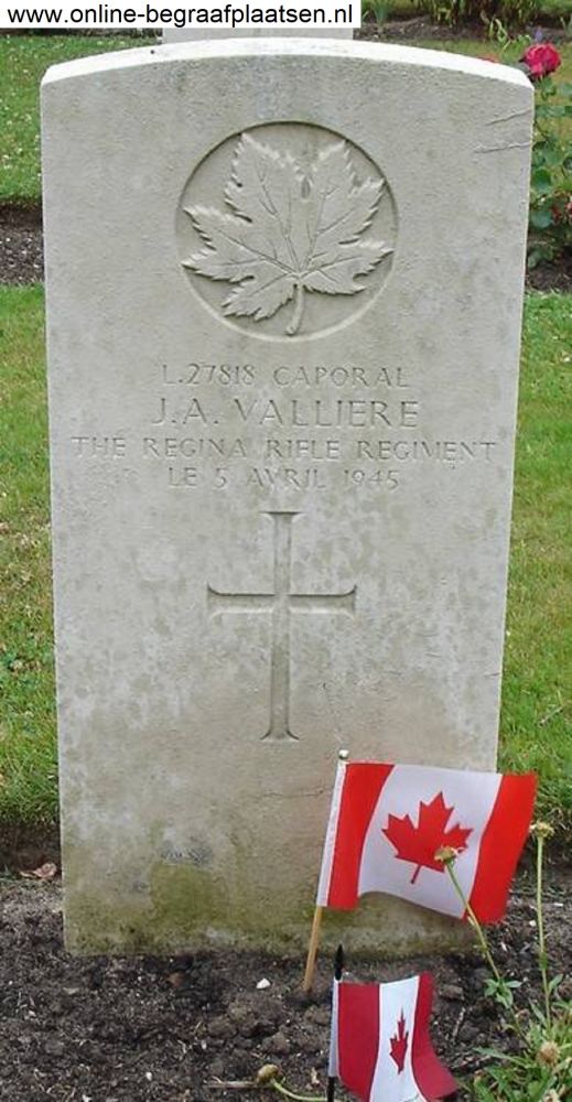 Valliere, Joseph Alphonse: Grafsteen – Headstone - Canadian War Cemetery Groesbeek (foto: Onlinebegraafplaatsen)
